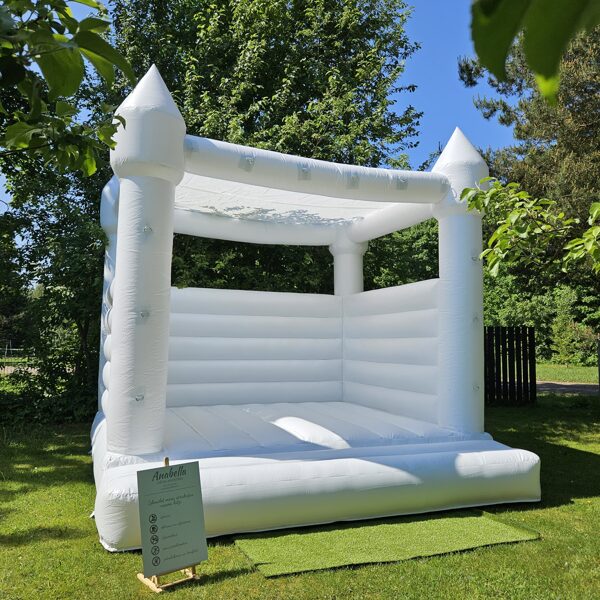 Piepūšamās atrakcijas