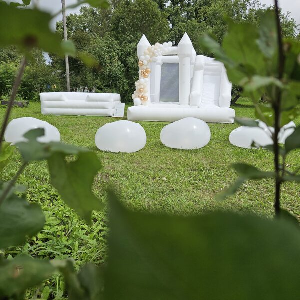 Piepūšamās atrakcijas